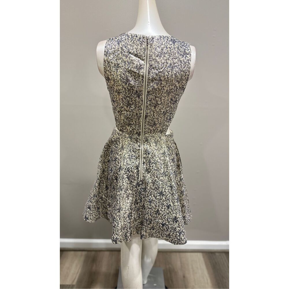 Alice + Olivia Cutout Metallic Jacquard Fit & Flare Mini Dress Black Size 2 $440 - Picture 8 of 11